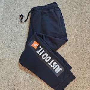 Men's XXLarge Nike Black Jogger with Logo